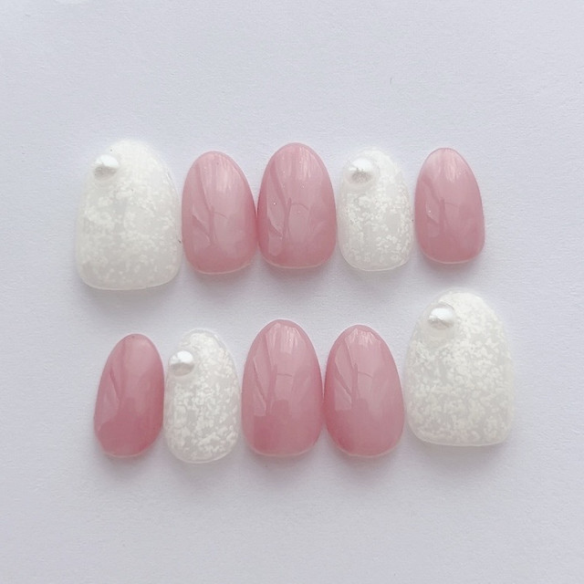 手のつけ爪【Chou Chou nail】