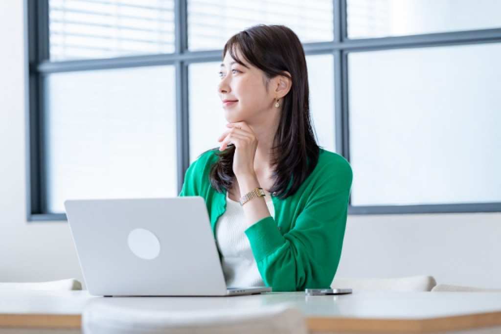 オンライン秘書はママ・主婦におすすめ？在宅ワークの始め方、仕事内容、おすすめサービスまで徹底解説